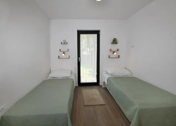 Calming Garden Διαμέρισμα Πόρετς