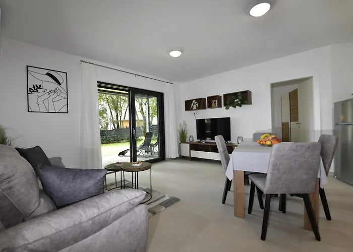 Calming Garden * Πόρετς