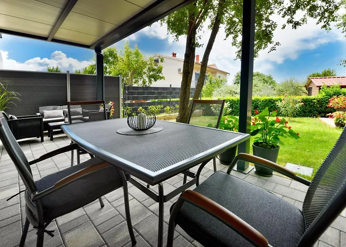 Calming Garden Lejlighed *